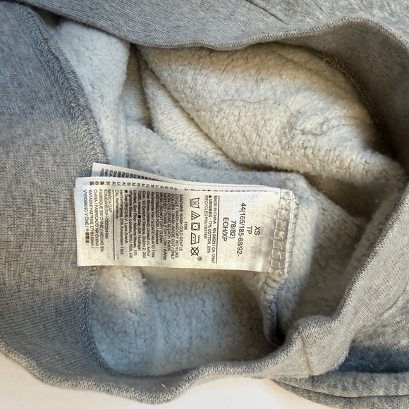 GAP x Stranger Things Light Gray Pullover Sweatshirt size XS - Picture 6 of 7